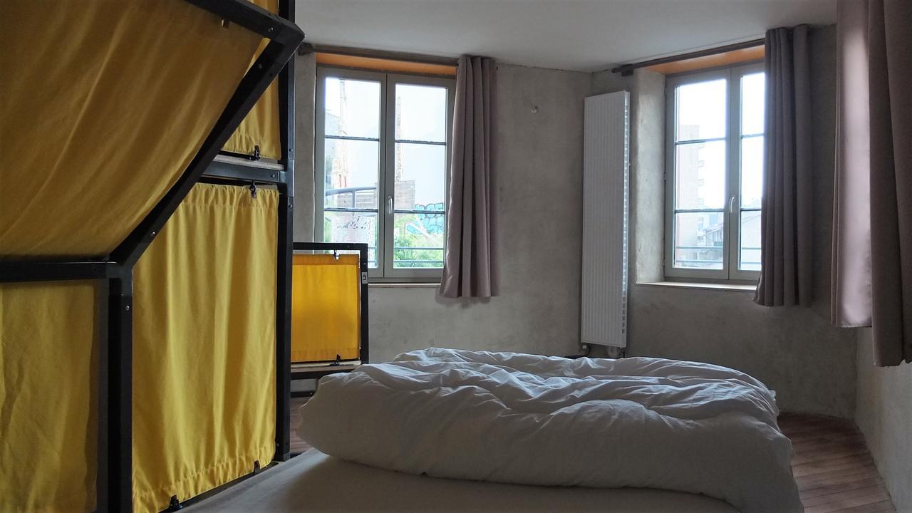 La Maison Rouge - Backpacker Hostel Saint-Etienne (Loire) Exterior foto